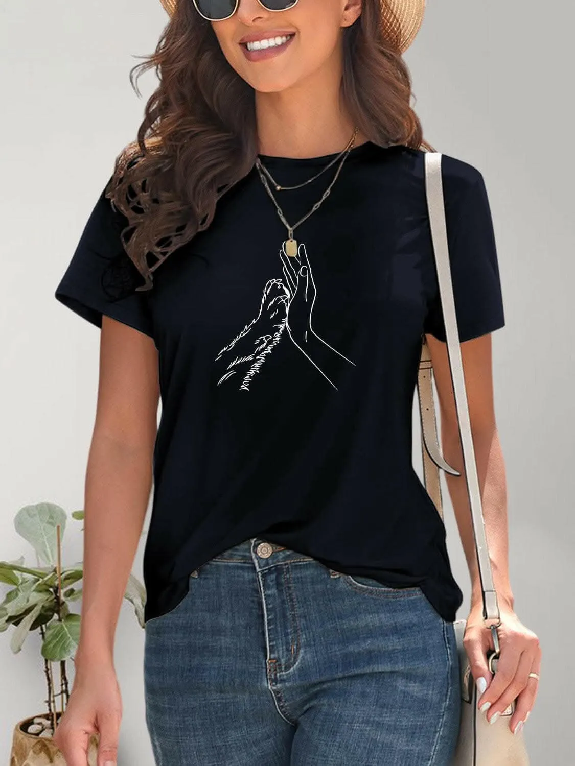 Graphic tee with round neck design