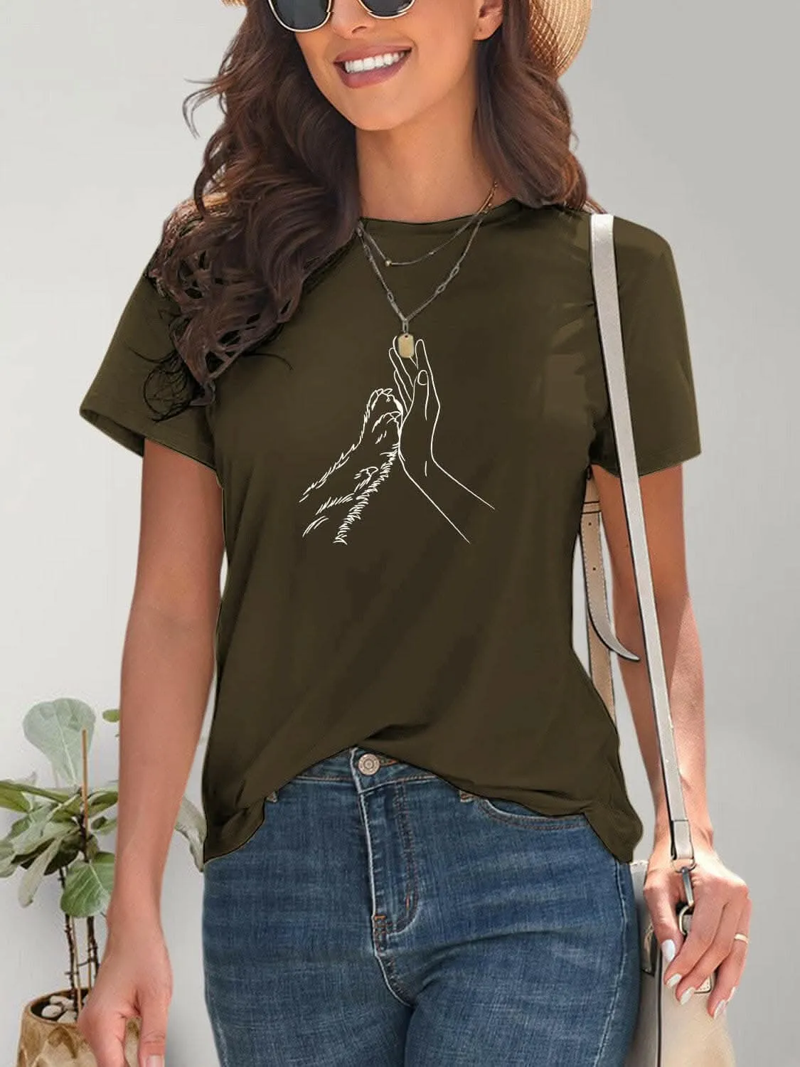 Graphic tee with round neck design
