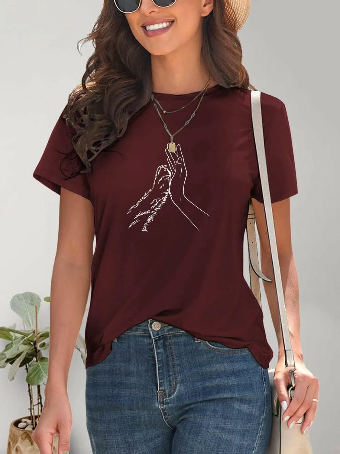 Graphic tee with round neck design
