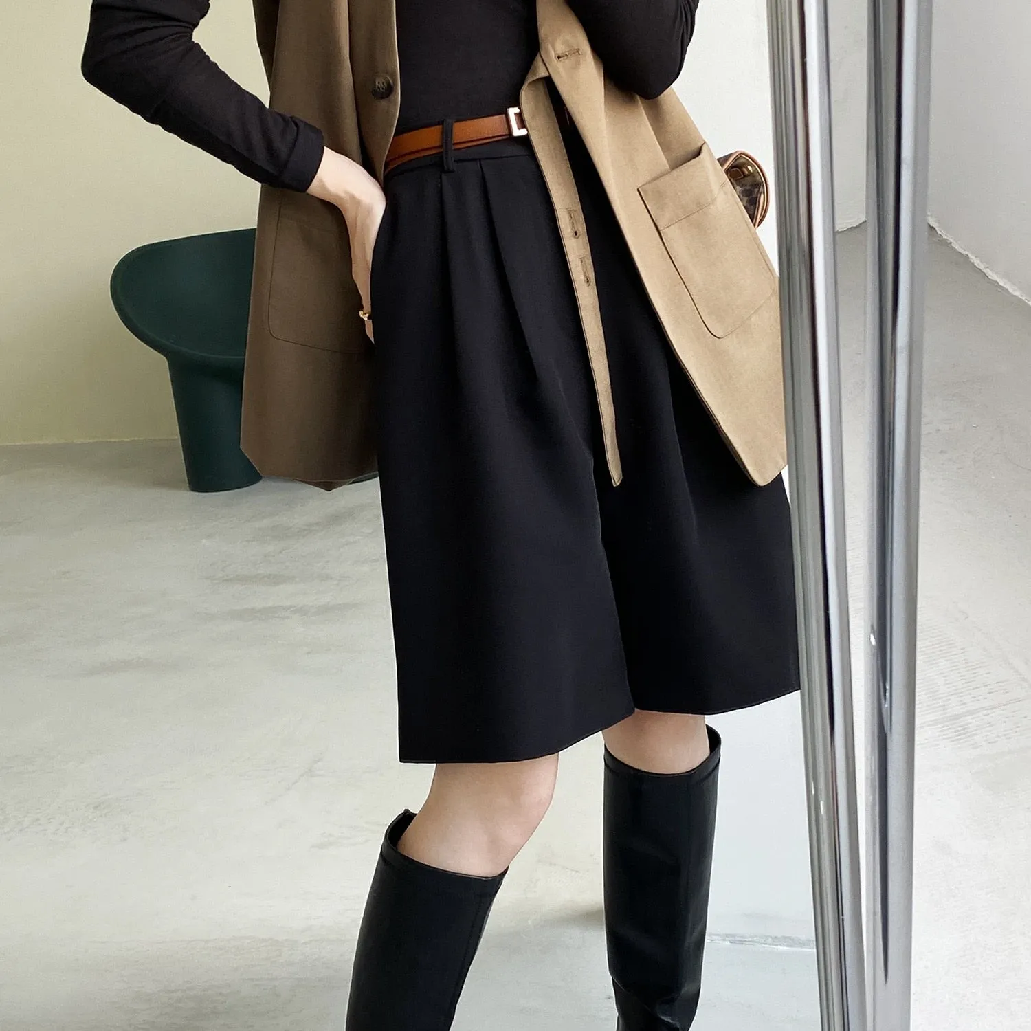 Knee-Length Shorts With Pleated Details