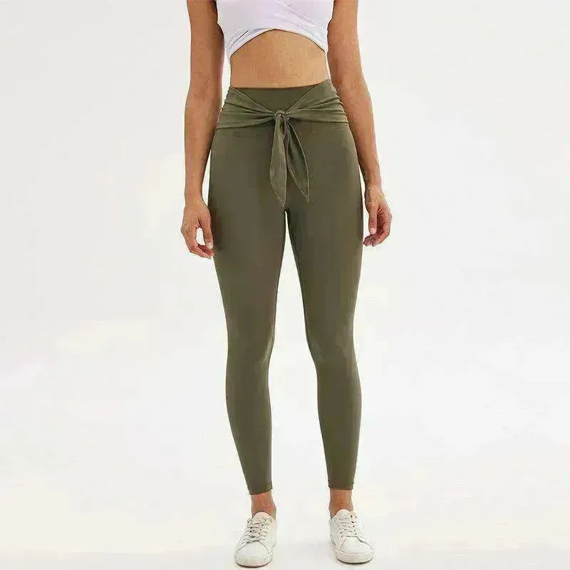 Nine-point legging yoga pants with straps