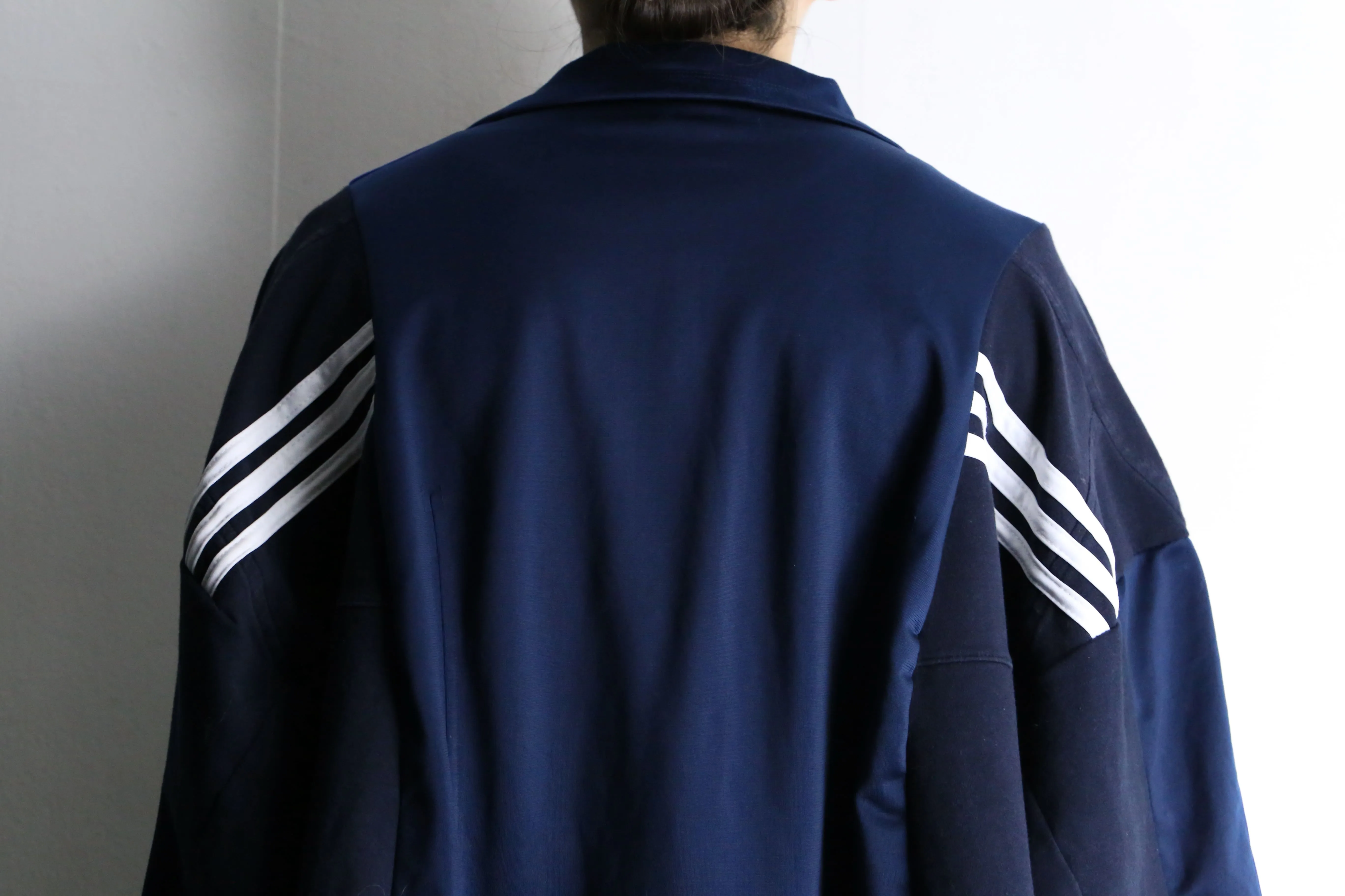 “Re:make” symmetry design short track jacket