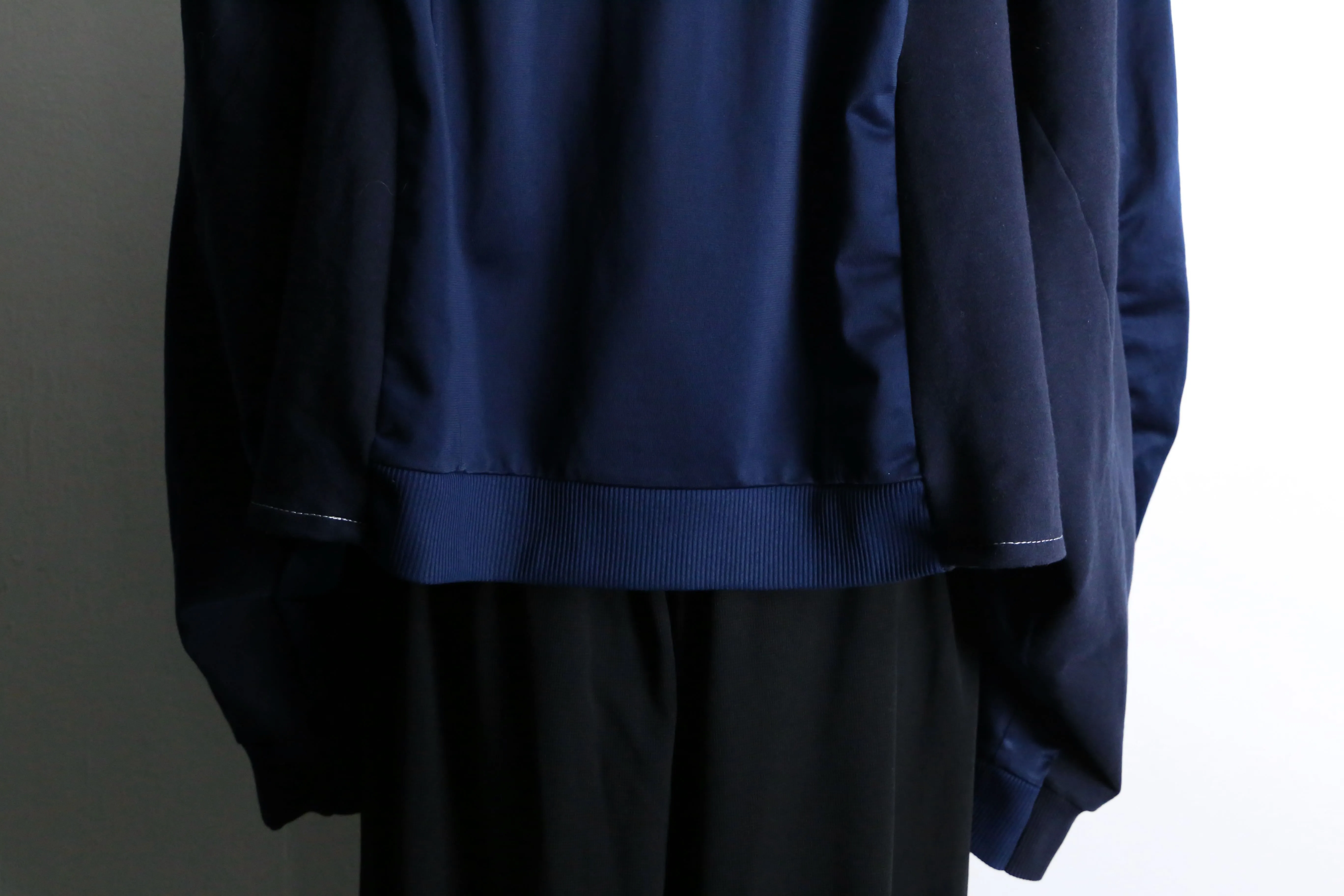“Re:make” symmetry design short track jacket