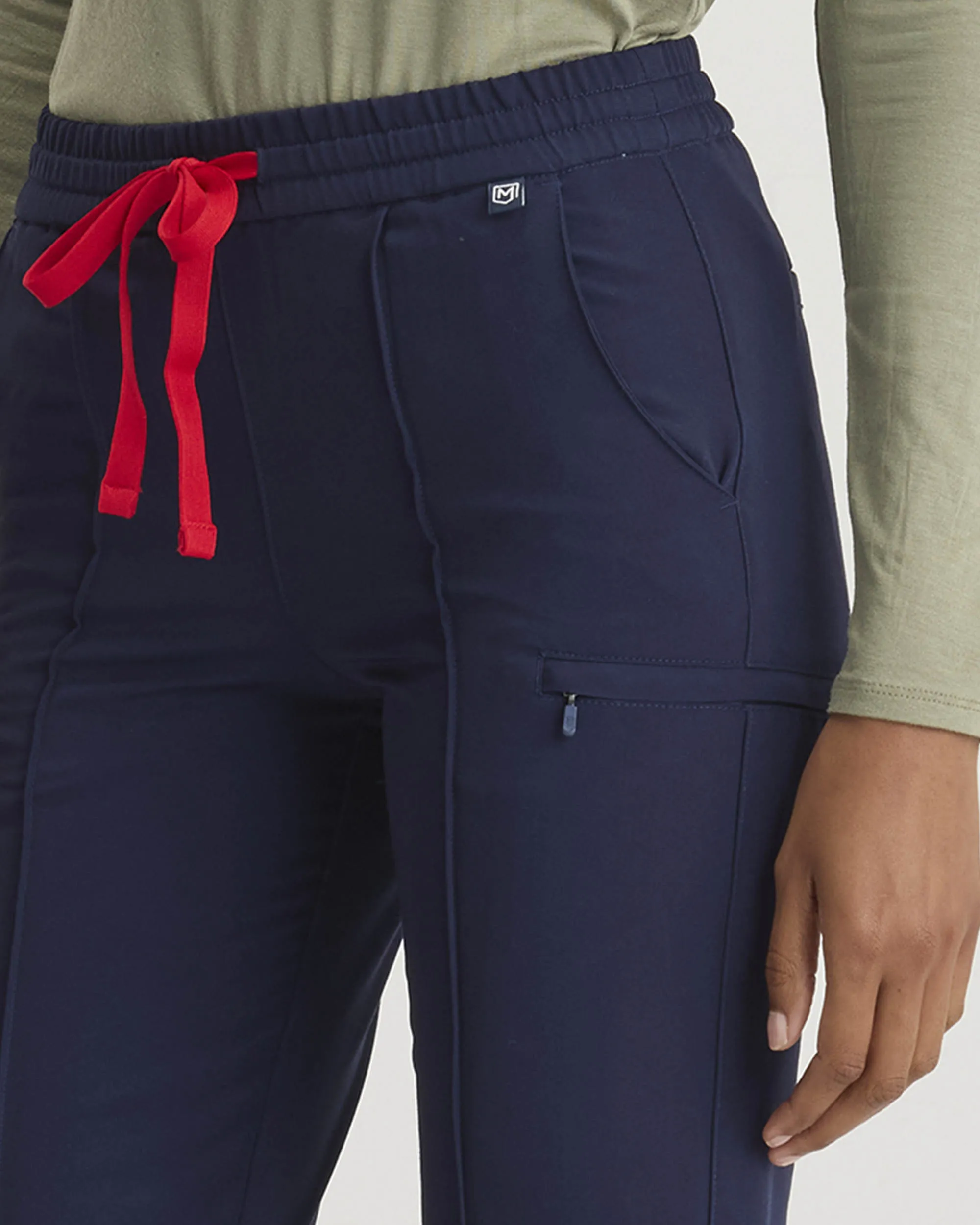 TENCEL™ Sicily‎ ‎ Pintuck Tapered Scrub Pants