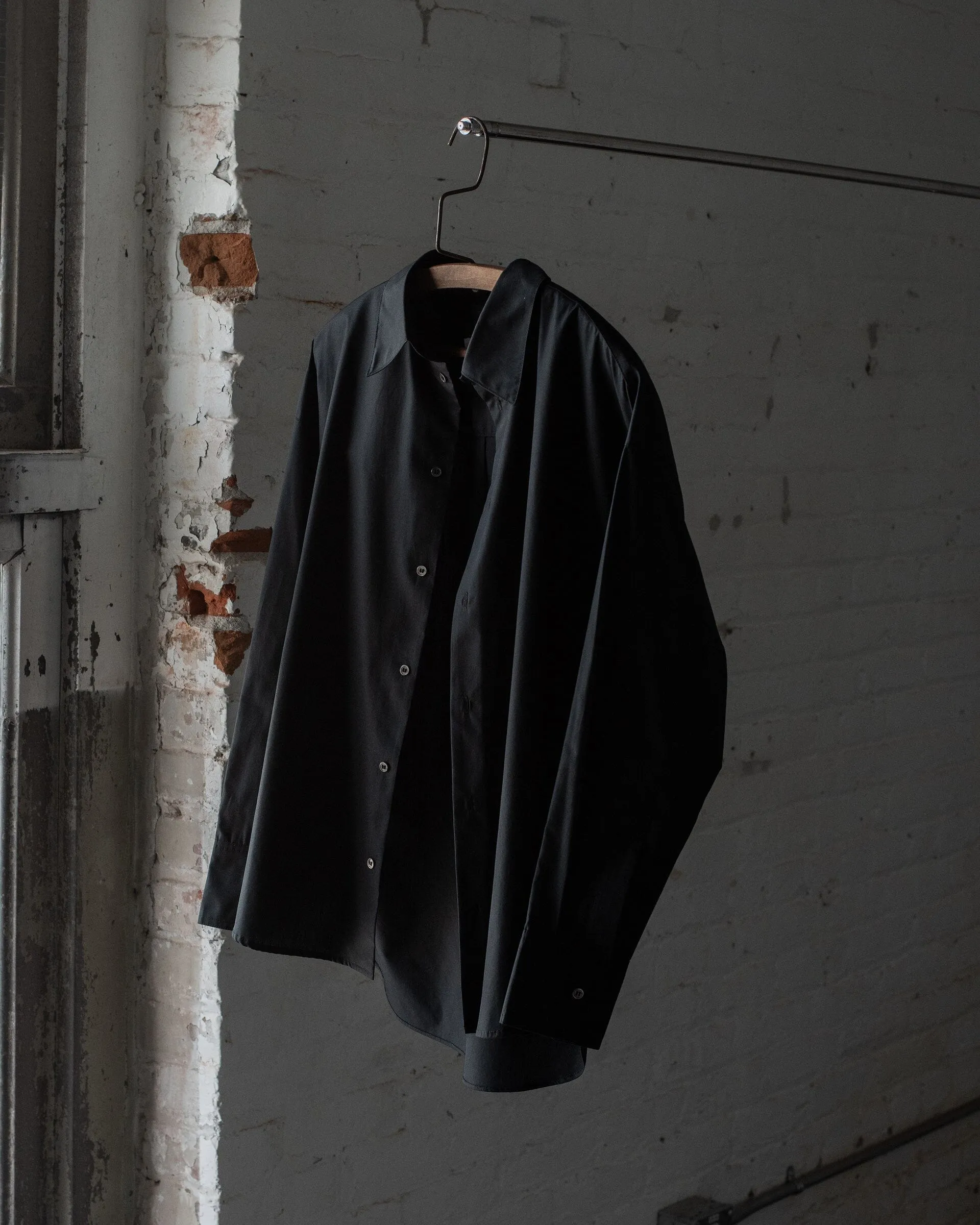The Womens Organic Poplin Shirt