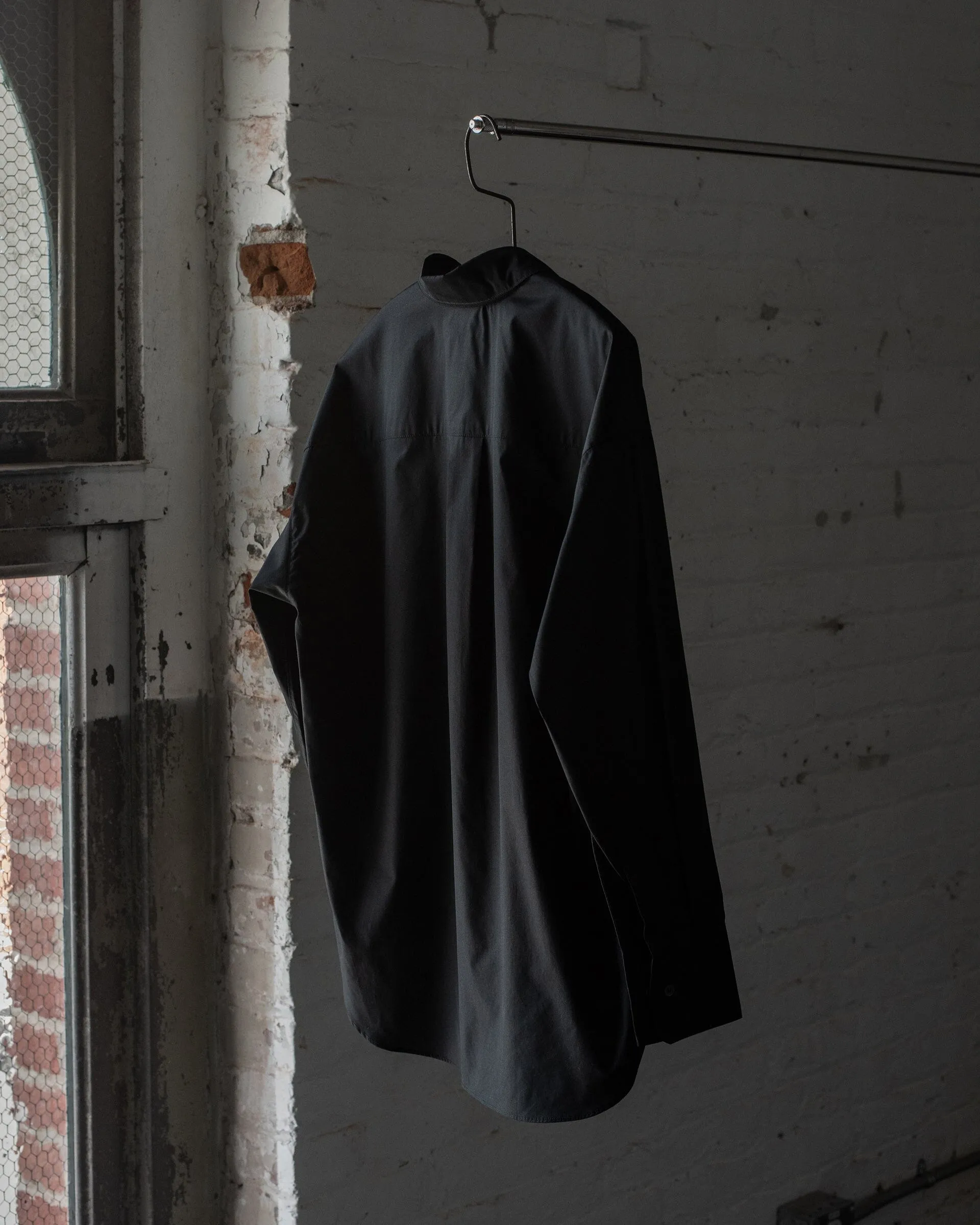 The Womens Organic Poplin Shirt