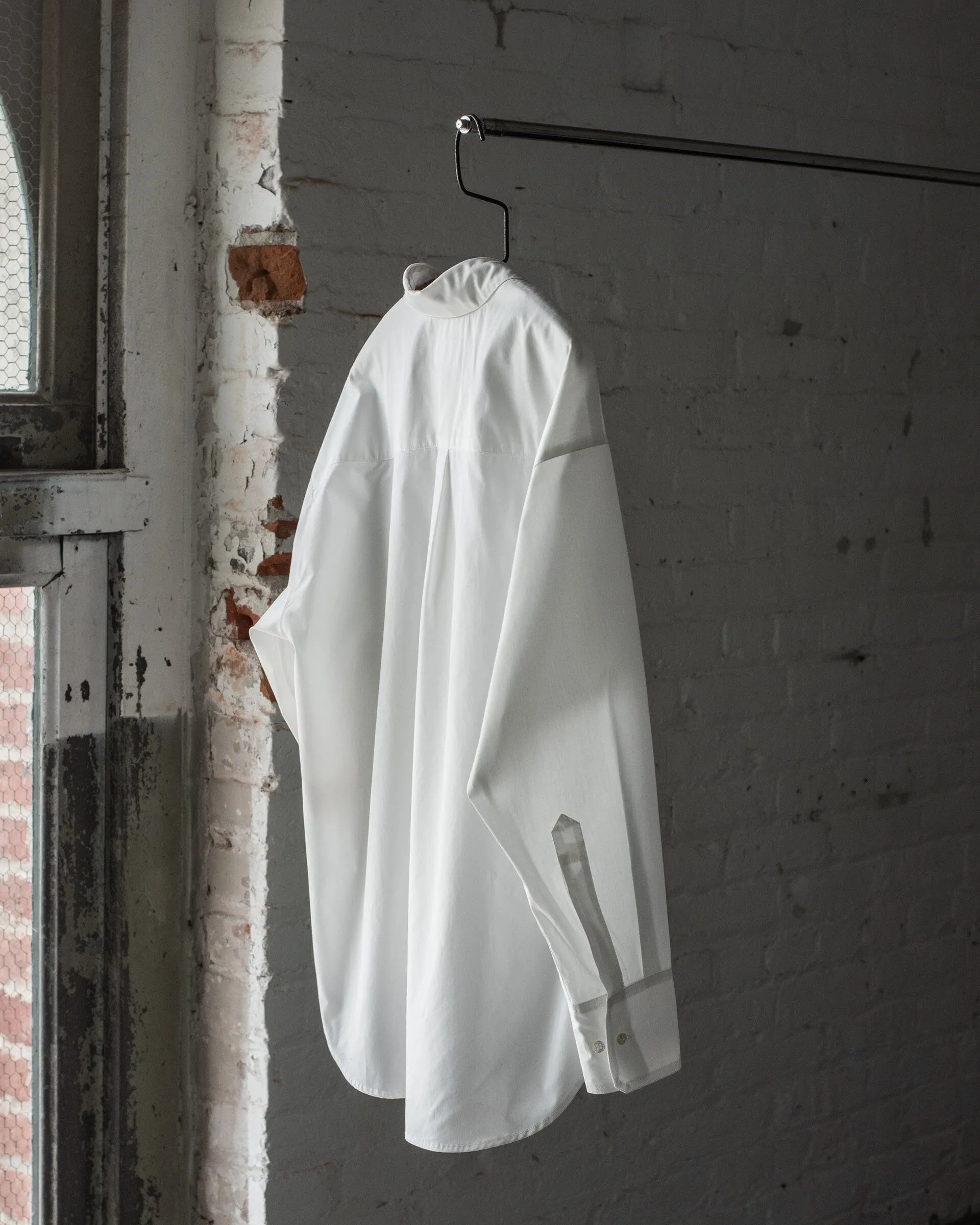 The Womens Organic Poplin Shirt