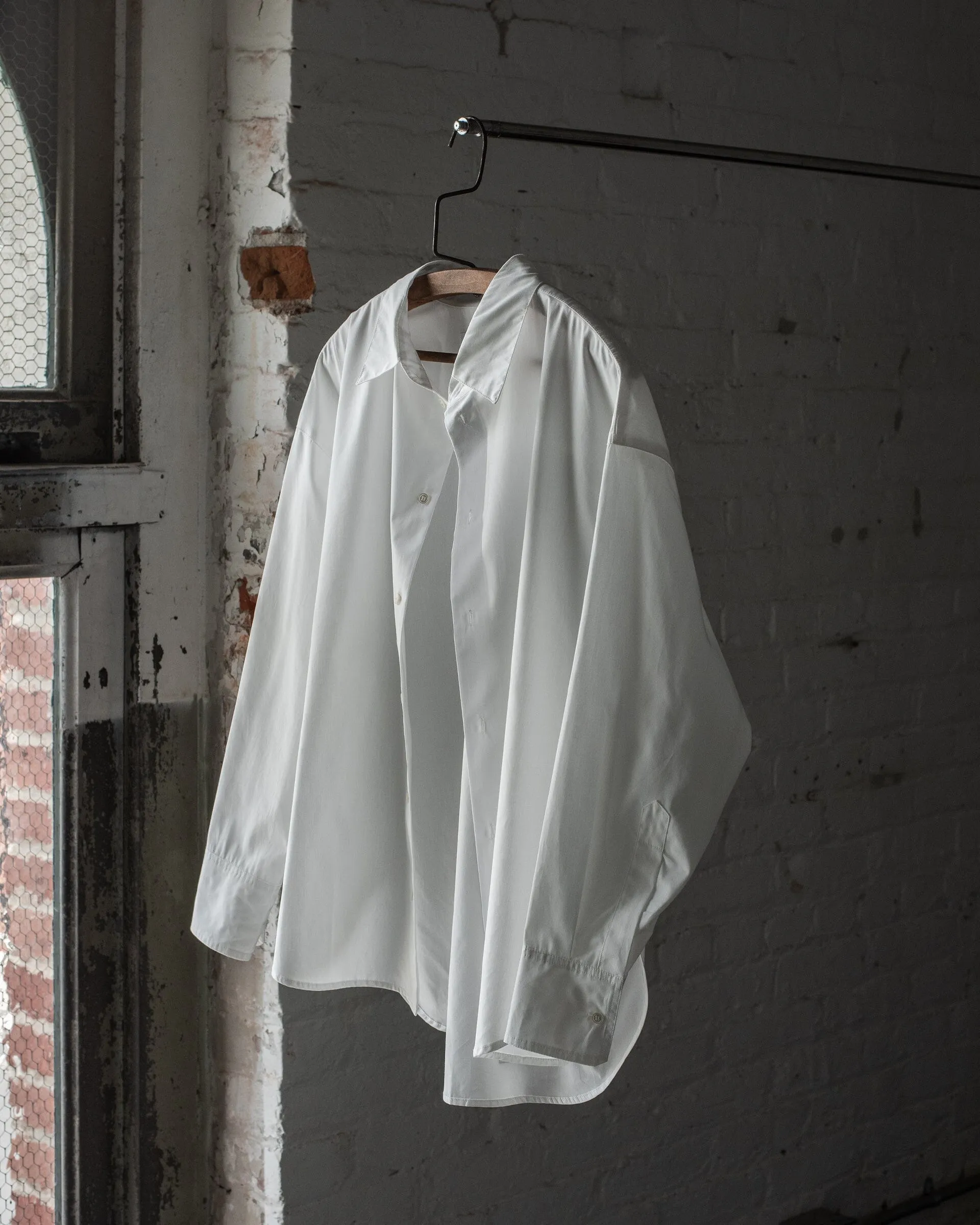The Womens Organic Poplin Shirt