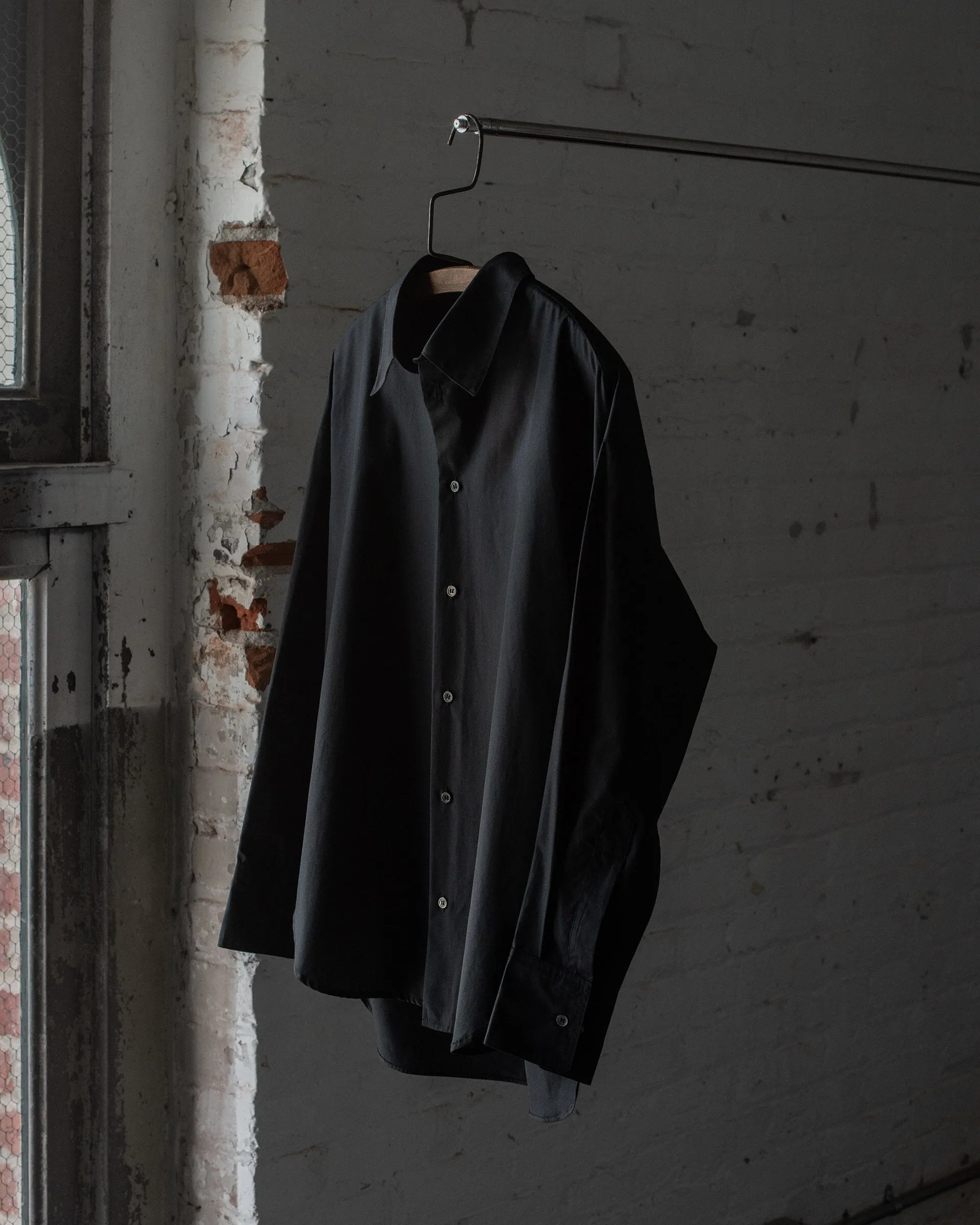 The Womens Organic Poplin Shirt