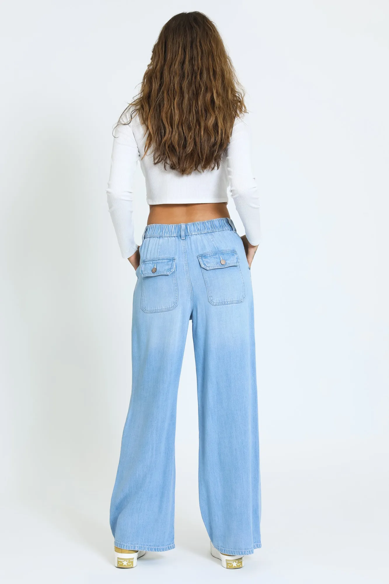 Traveler Wide Leg Pant - Light Vintage Denim Wash